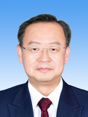 陳建文，男，漢族，1965年9月生，研究生學歷，中共黨員，現(xiàn)任人民日報社總編輯。